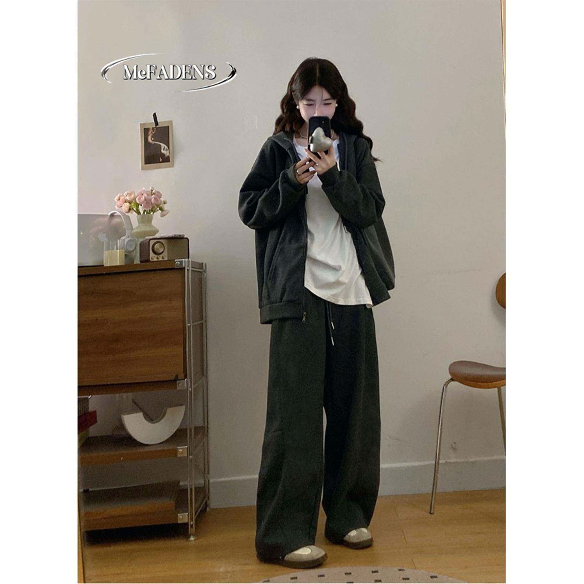 香港大码休闲时尚套装女冬季慵懒风加绒加厚连帽卫衣阔腿裤两件套