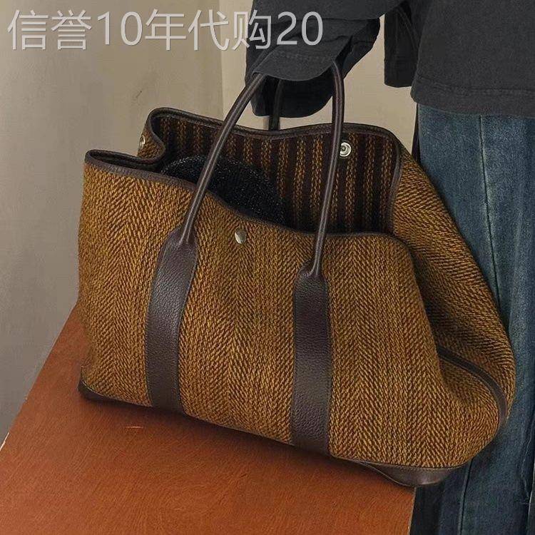 新加坡Cienda Kuelta 2025新款小众包包女时尚气质毛呢单肩手提包