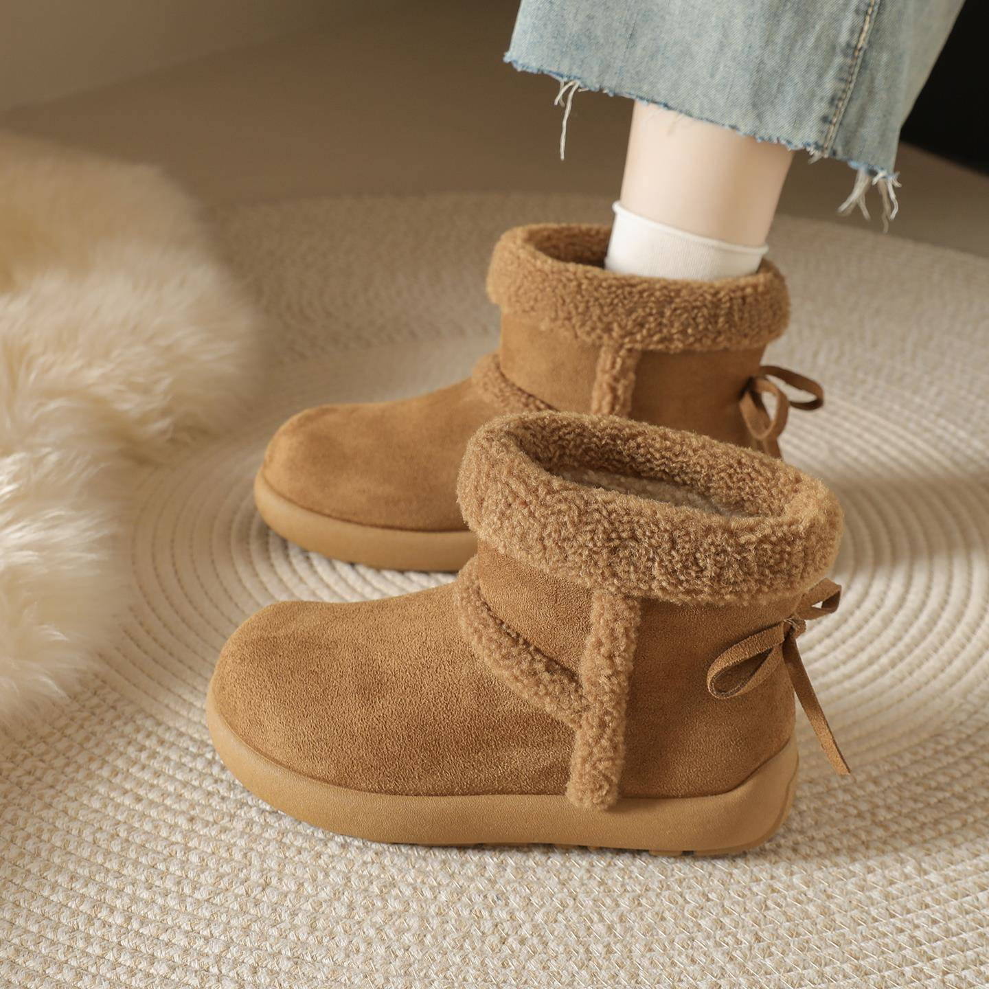 香港真皮厚底雪地靴女2025冬季新款皮毛一体加绒加厚保暖面包棉鞋