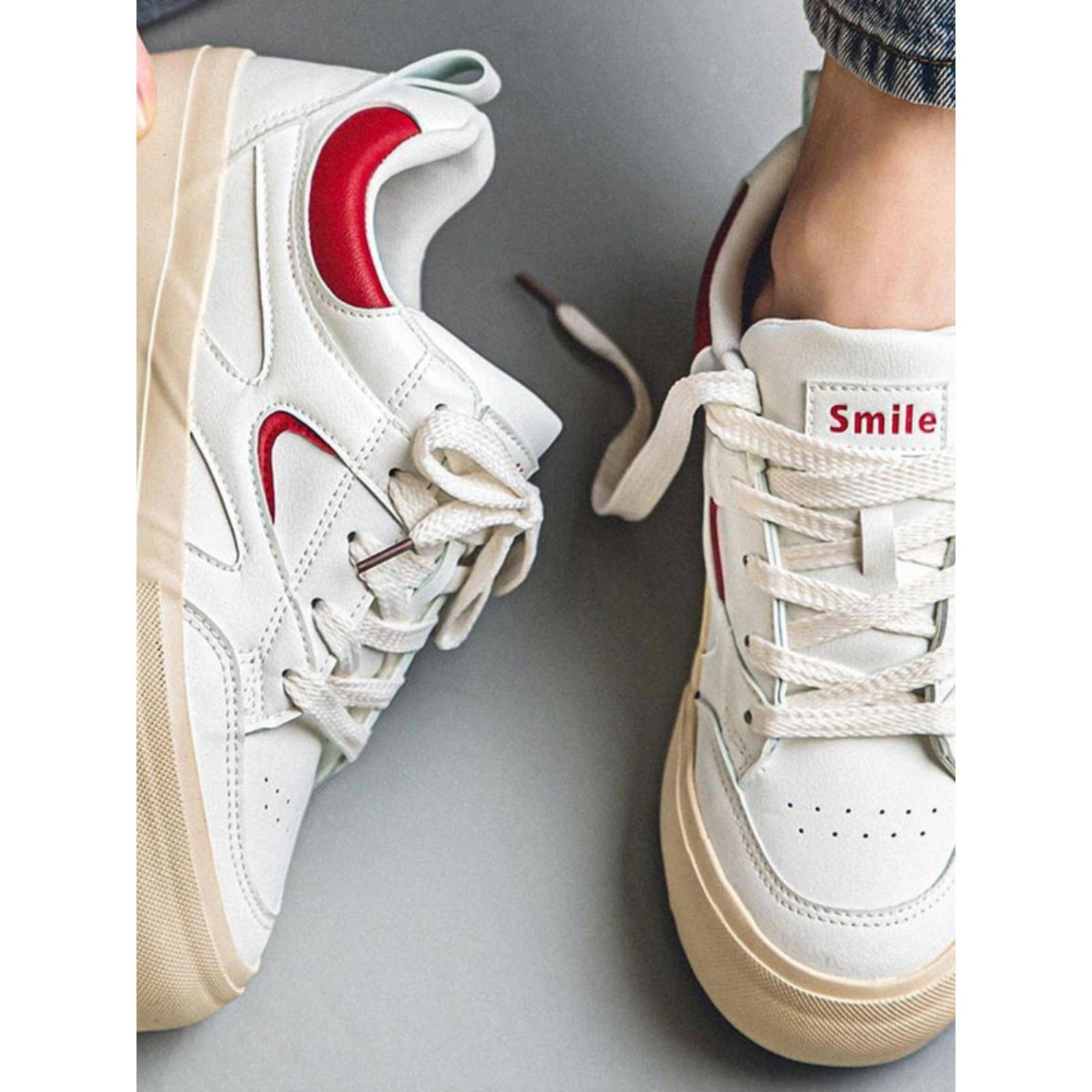 引领潮流趋势!属于你的风格~新人白鞋，百搭民族时尚休闲运动鞋