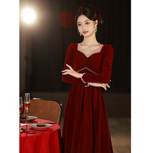 （清货）酒红色新娘敬酒服订婚连衣裙丝绒重工结婚礼服长款裙子