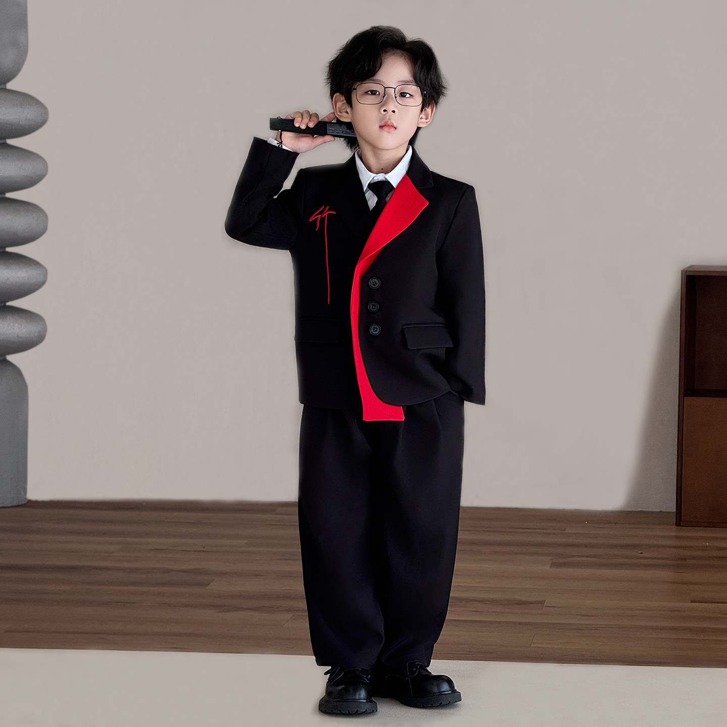 男童礼服秋冬新款花童生日小主持人西服英伦风男孩钢琴舞台演出服