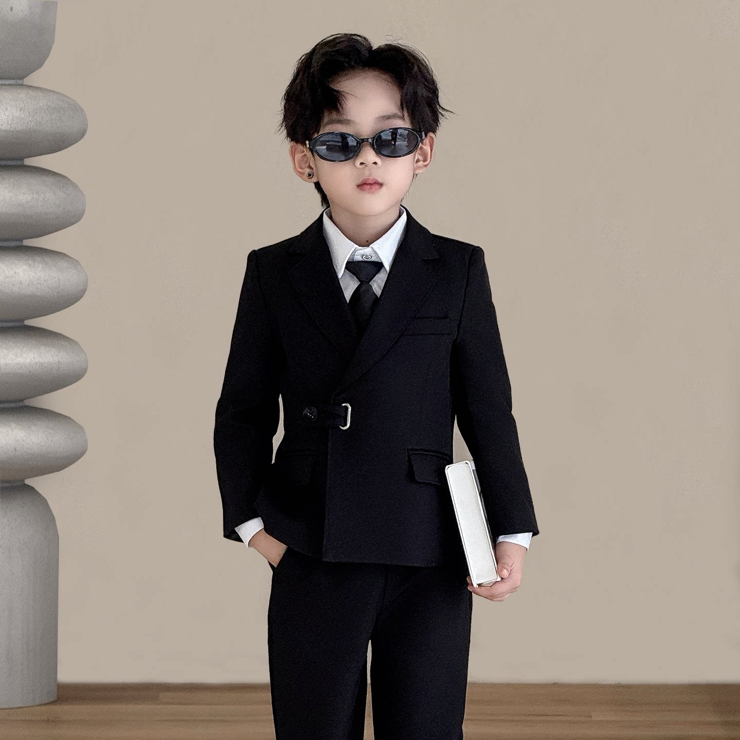 男童礼服2026春款英伦风小西服儿童高级感主持人西服男孩花童演出