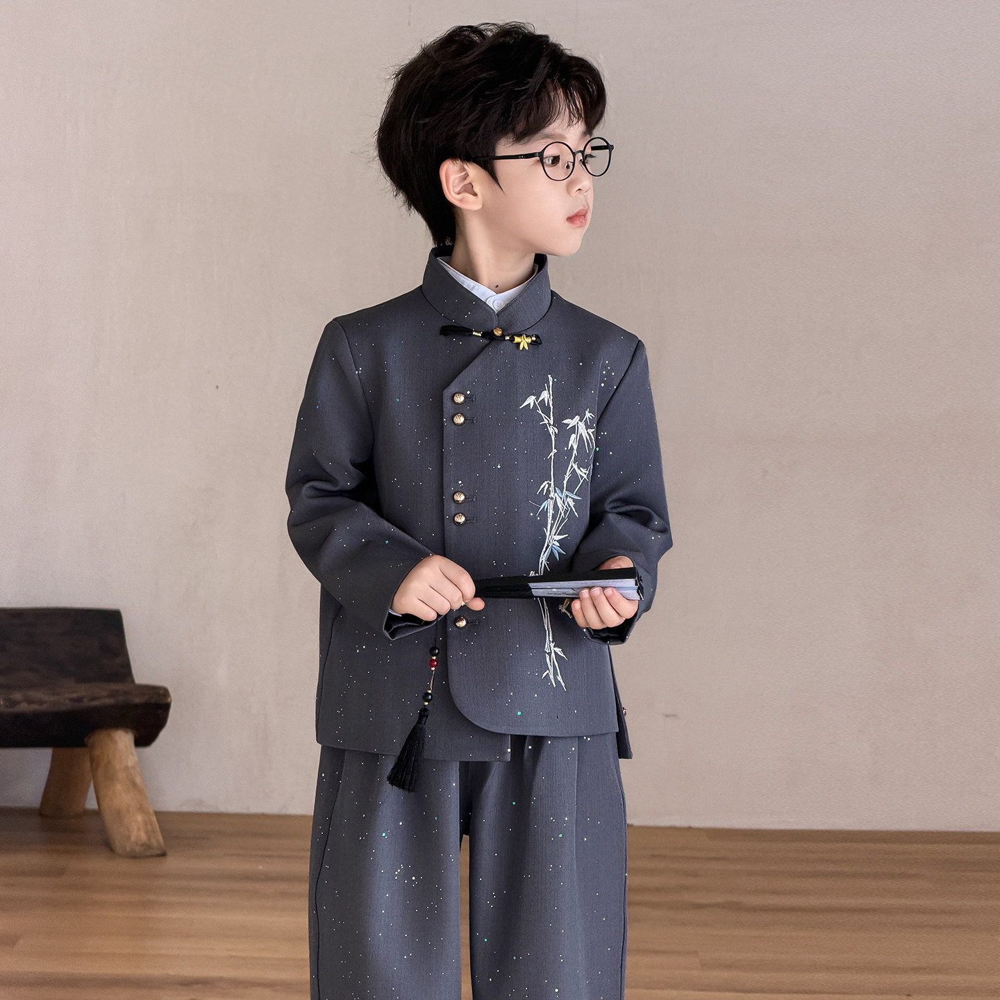 儿童新中式立领盘扣唐装演出礼服