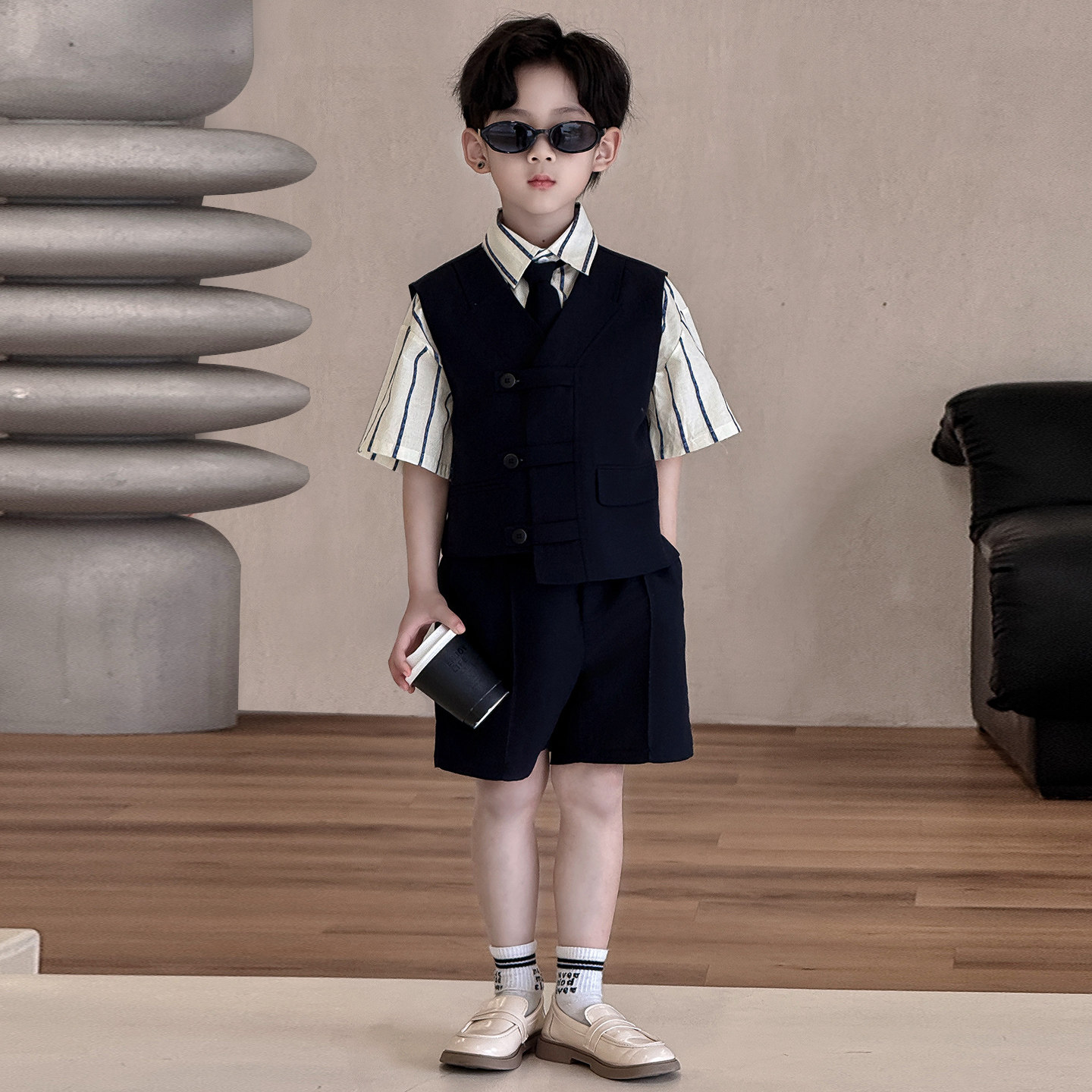 儿童西装马甲套装男童英伦风帅气2026春夏新款演出服小主持人礼服