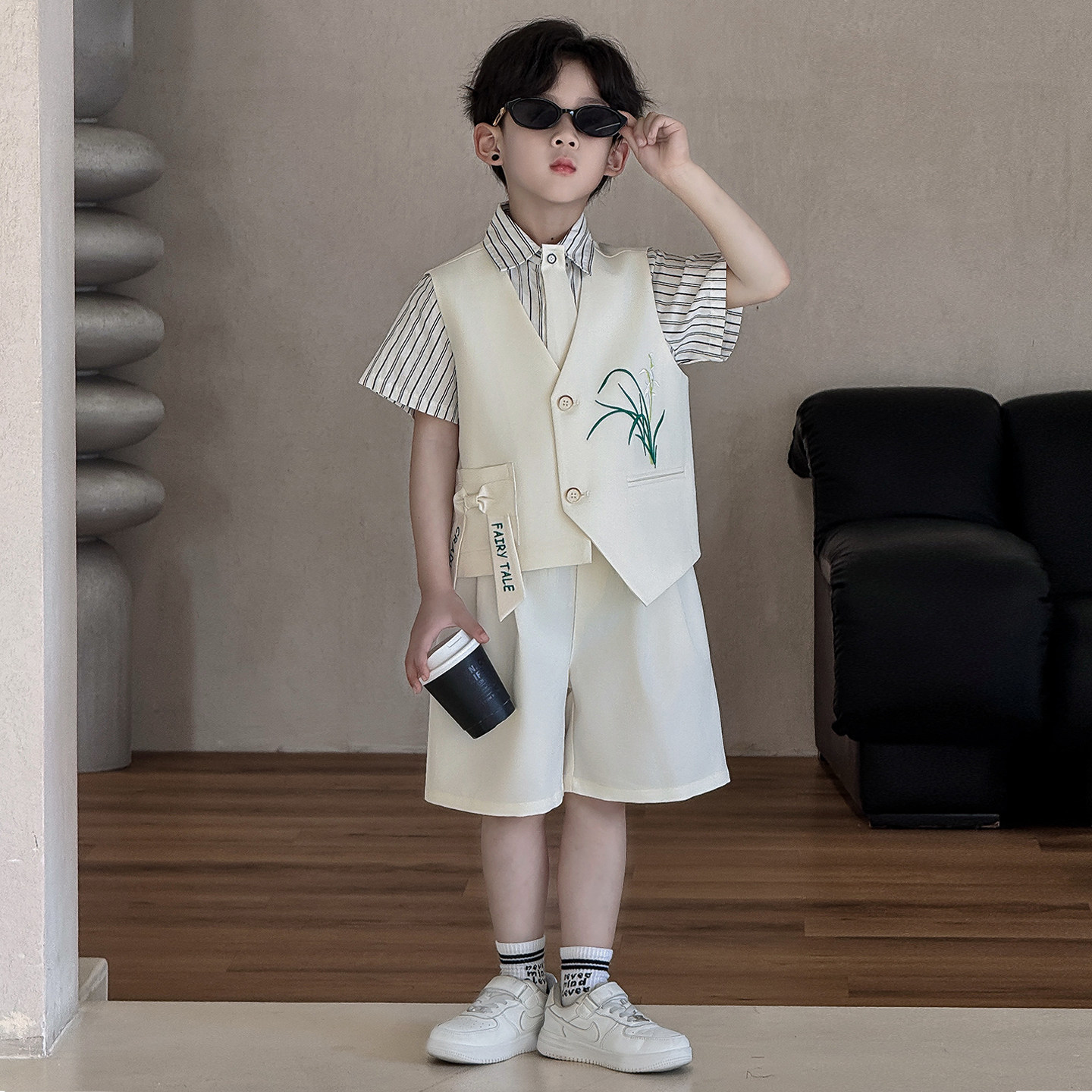儿童新中式西装礼服套装2026春夏新款男童国风帅气小主持人演出服
