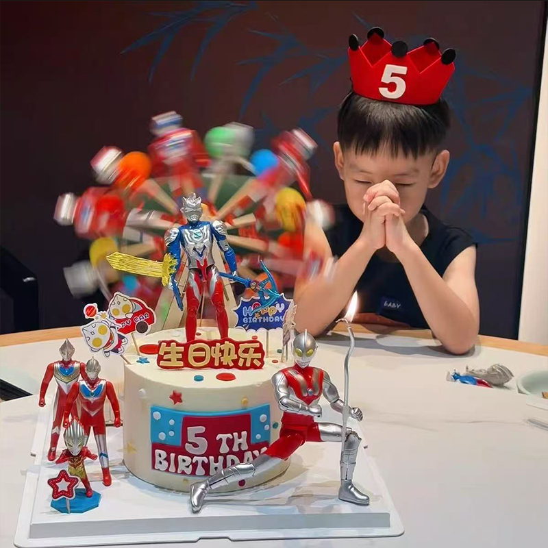 网红同款创意旋转摩天轮超人凹凸曼蛋糕装饰摆件男孩生日烘焙装扮