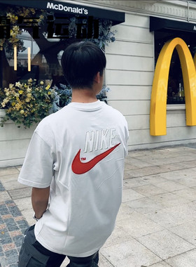 Nike/耐克 Sportswear 透气刺绣宽松休闲运动短袖T恤 DM6426-030