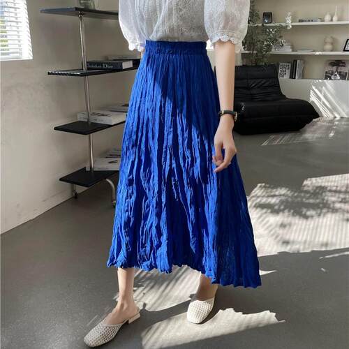 White wrinkled half skirt, women's mid length cream skirt