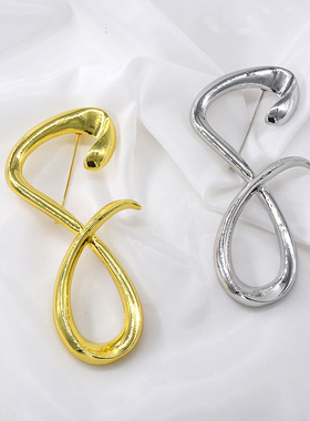 欧美夸张夜店ins2020金属夸张质感8子音符造型个性时尚胸针女