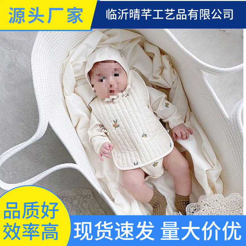 跨境新款婴儿带防水印花垫便携手提篮双提手婴儿换尿布台棉绳睡篮