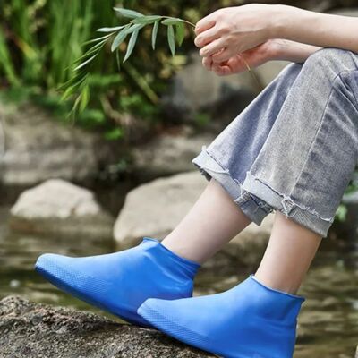 1. Silicone waterproof shoe covers, waterproof rubber rain b