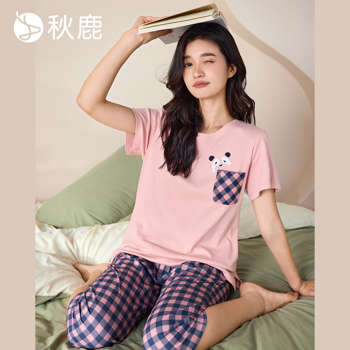 丝滑棉抗菌印花圆领短袖七分裤