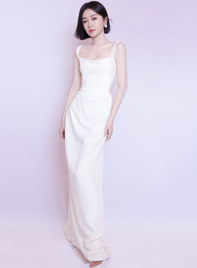 秦岚明星同款轻婚纱礼服新娘结婚吊带裙主持年会高级缎面轻奢极简