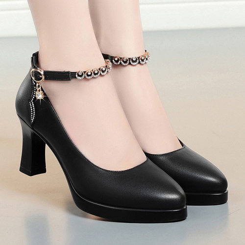 新品粗跟防水台高跟鞋不累脚模特走秀皮鞋工作鞋黑色软底舒适一字