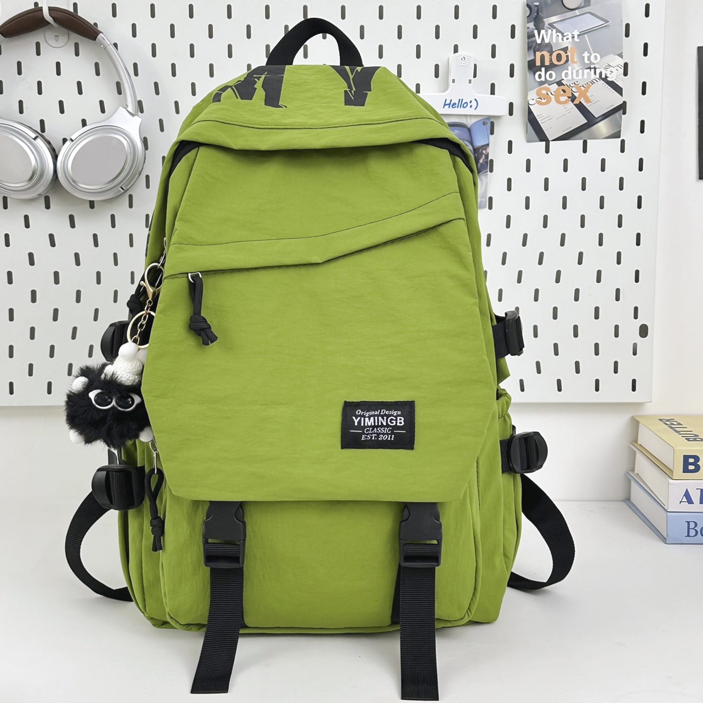 【背部有拉链袋】绿色轻便双肩包男女学生书包大容量多口袋背包