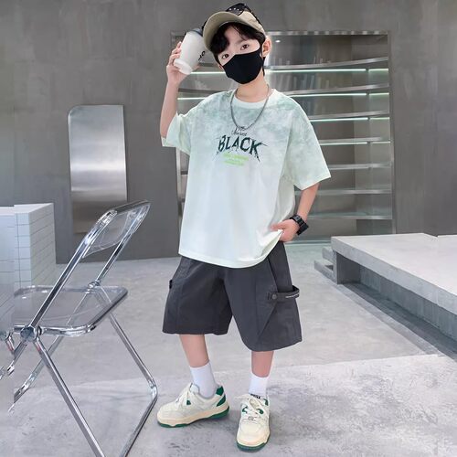 男童夏季帅气短袖短裤两件套