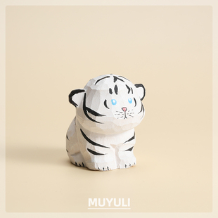手工木雕小白虎摆件工位可爱电脑桌面装饰品办公室木质小装饰创意
