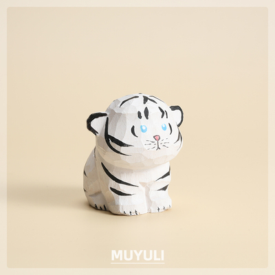 手工木雕小白虎摆件工位可爱电脑桌面装饰品办公室木质小装饰创意