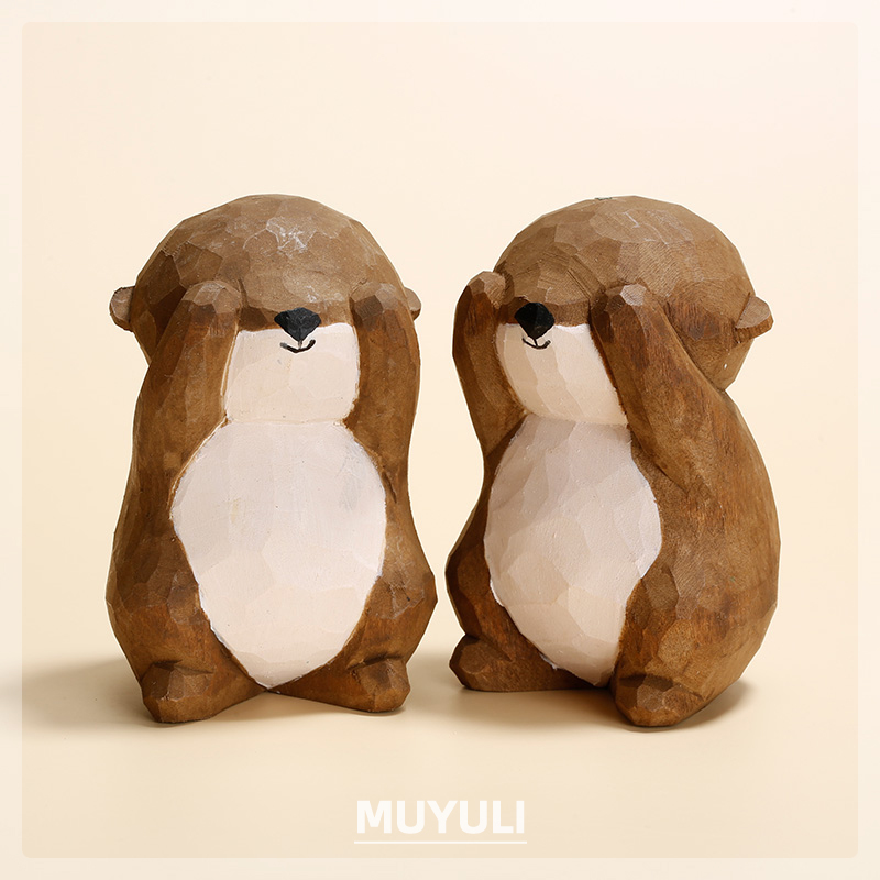 可爱手工木雕祈福水獭电脑桌摆件闺蜜治愈情绪稳定情侣一对礼物
