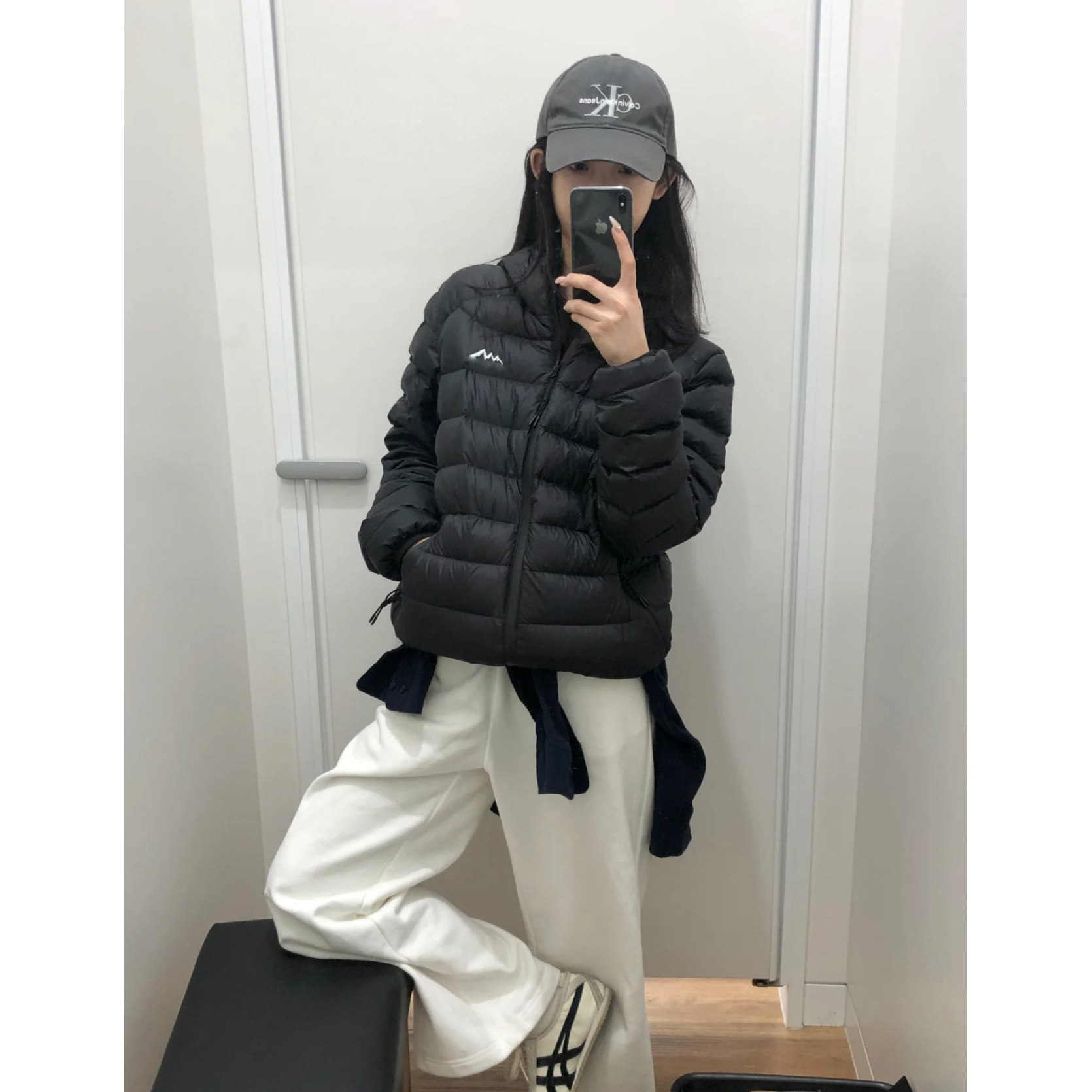 排骨羽绒服女2026新款轻薄90白鸭绒短款加厚显瘦韩版连帽外套潮
