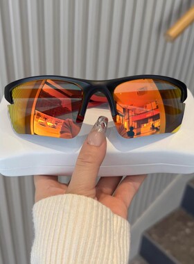 户外登山运动跑步护目镜男女超酷开车骑行太阳眼镜潮情侣款防风沙