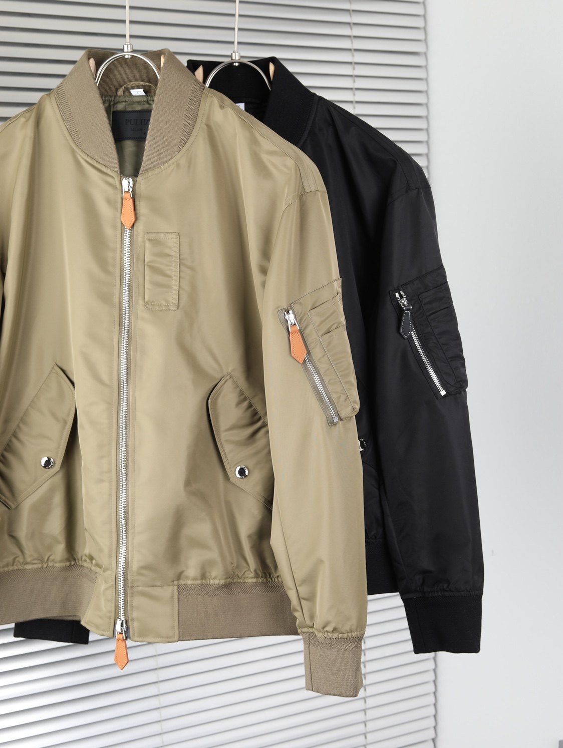 飞行员夹克外套定制再生尼龙面料袖臂口袋搭配设计ZP五金辅料New