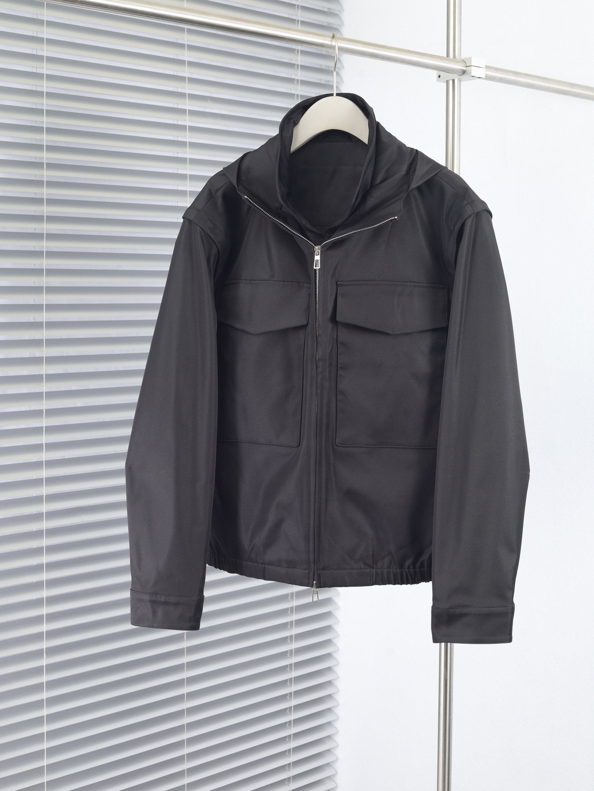 L～春秋款男装连帽收腰工装风衣短款外套袖子可拆卸多种穿法