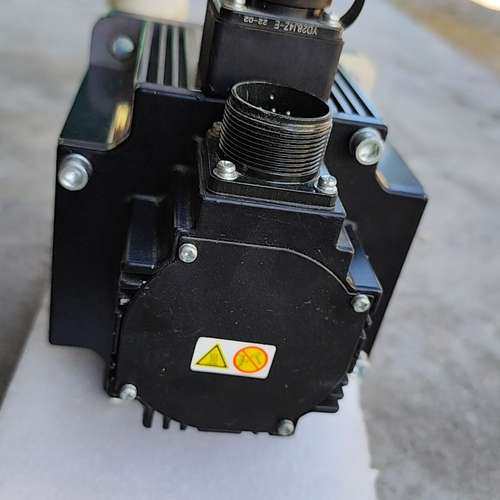 拆机睿能伺服电机MC2D-M13150D-A0B2