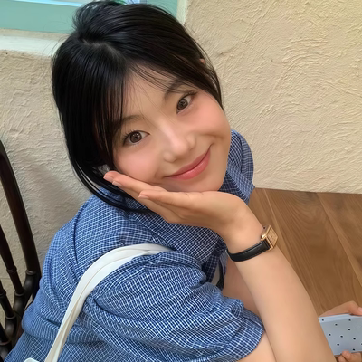 美式蓝色格子短袖衬衫刺绣设计感