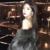 气质黑色狐狸毛外套女款 秋冬短款 高级感辣妹皮毛一体保暖毛毛皮草