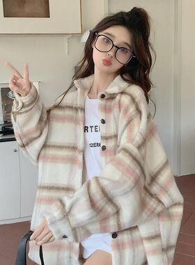 韩版复古高级感格纹毛呢外u套女春秋加厚设计感小众长袖宽松衬衣