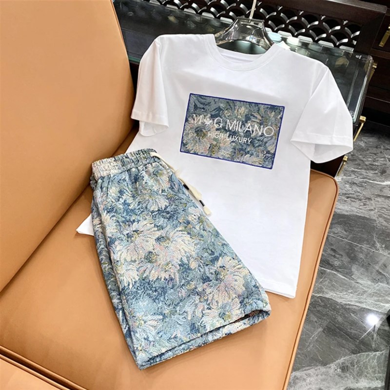 夏季男士新款轻奢时尚运动休闲套装重工刺绣工艺短袖短裤两件套装