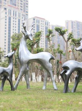 户外玻璃钢仿铜鹿摆件售楼部几何鹿雕塑园林小区景观草坪动物装饰