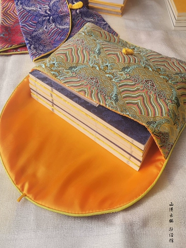 Shanqing Yunhe Brocade Barge Supply Sack, размер этой сумки - 25*34㎝ Большая пропускная способность Установите больше