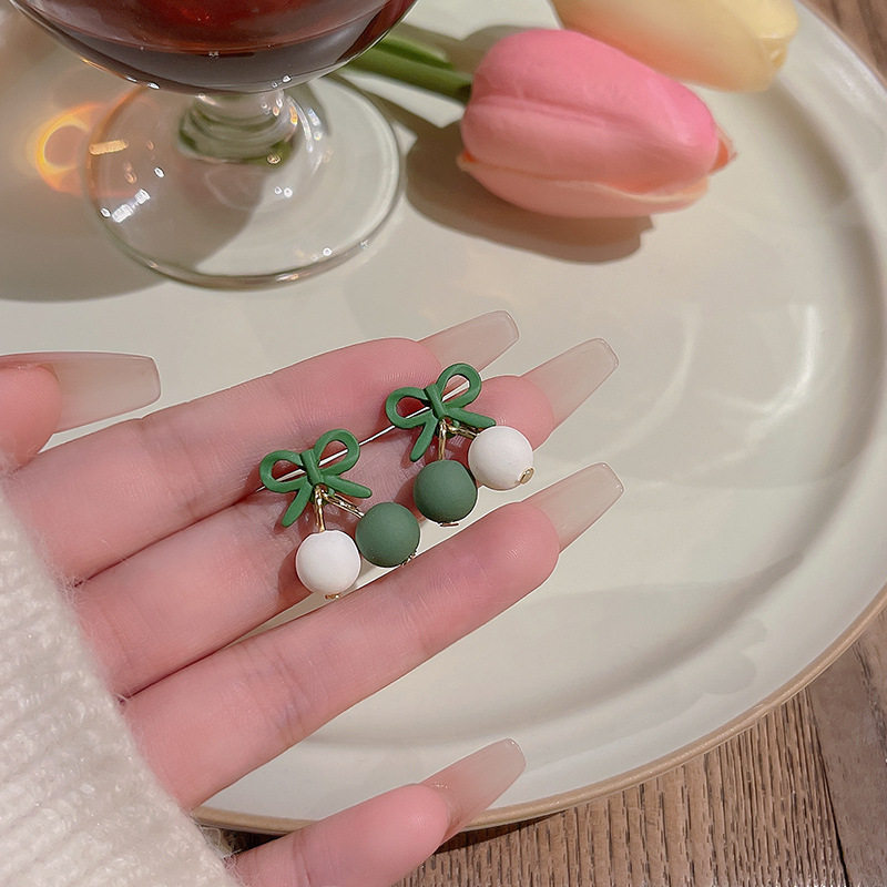S925银针简约小清新绿色蝴蝶结耳环女ins潮轻奢小众耳钉耳饰