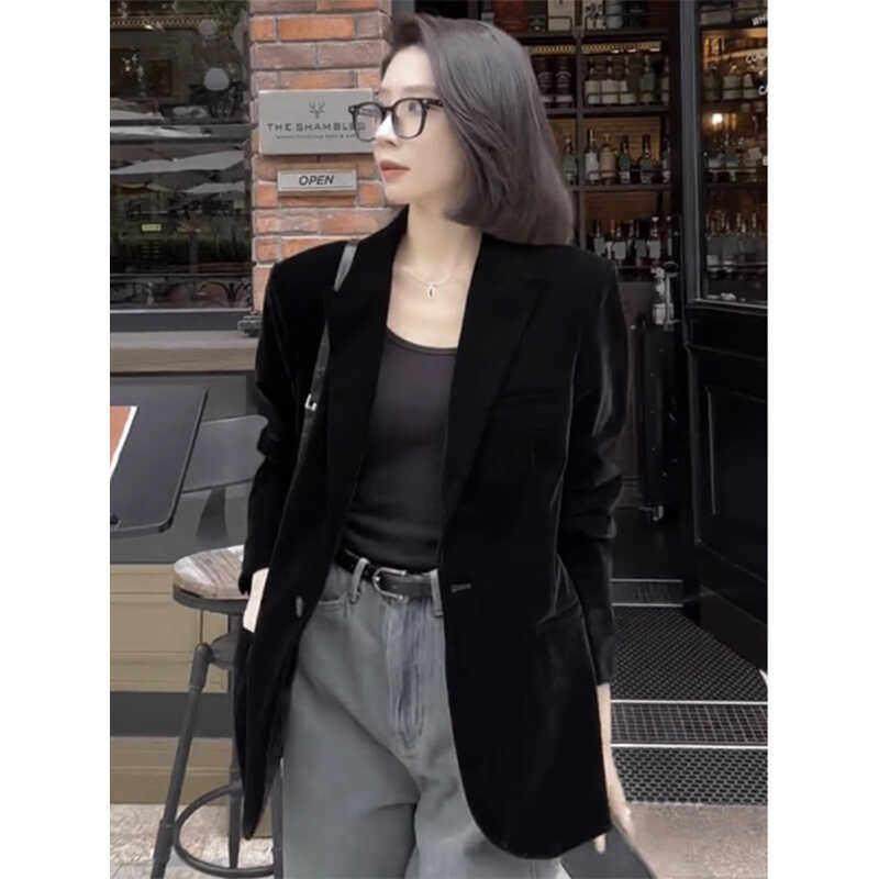 香港高级感黑色丝绒西装外套女2025春秋新款夹棉加厚宽松西服上衣