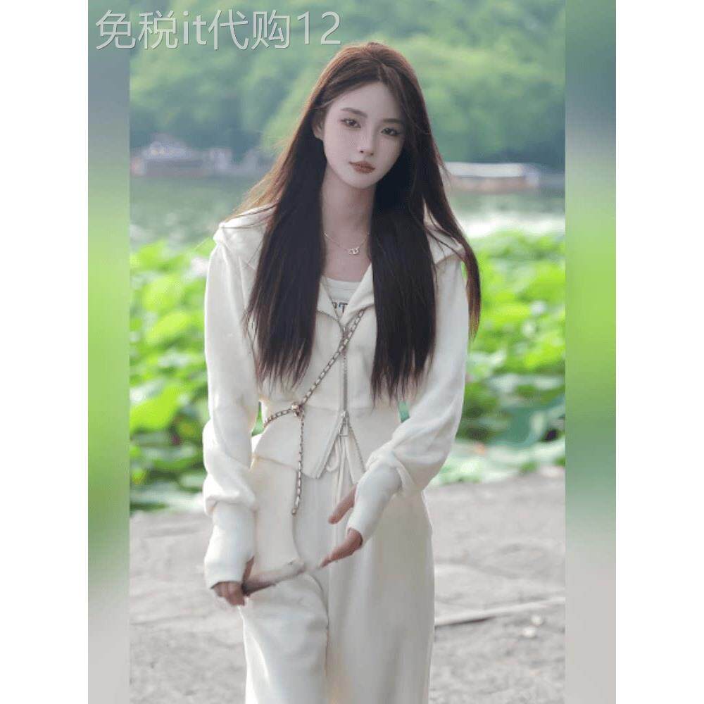 运动套装女春秋2025新款时尚休闲小个子短款连帽卫衣阔腿裤两件套