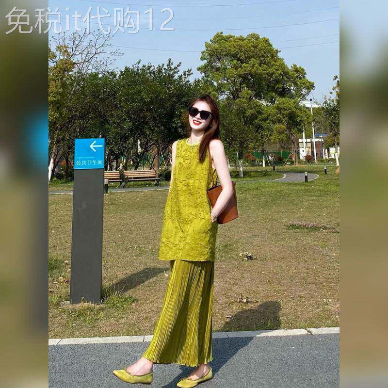 绿色复古提花无袖圆领假两件拼接连衣裙女新款度假风通勤宽松显瘦