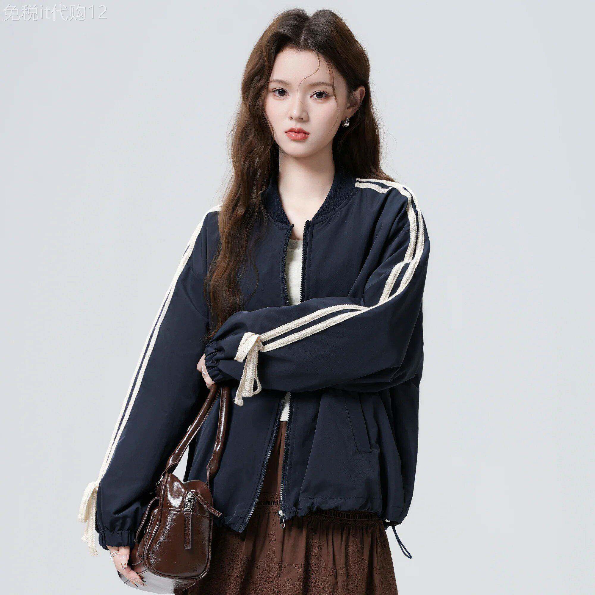 米兰风MDCW美式复古深蓝色外套女春秋2026新款棒球服夹克开衫上衣