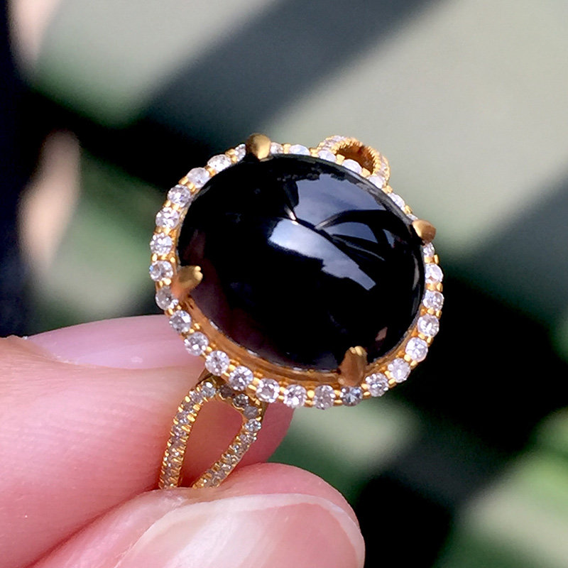 七小匠天然缅甸老坑a货冰种墨翠帝王绿底蛋面18k金镶嵌翡翠戒指女