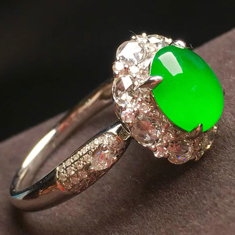 七小匠缅甸老坑天然a货翡翠冰种阳绿蛋面18k金镶嵌翡翠戒指女士