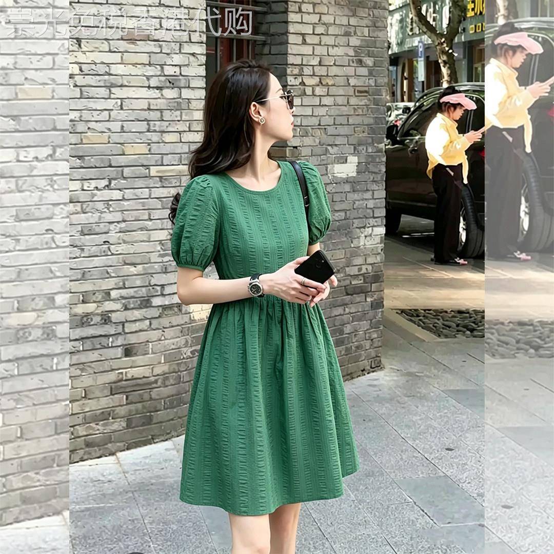 气质绿色泡泡袖连衣裙女2026夏季新款小个子高级感独特漂亮短裙子