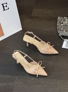 2026新款法式甜美风镂空蝴蝶结气质高跟鞋女尖头漆皮后绊带凉鞋夏