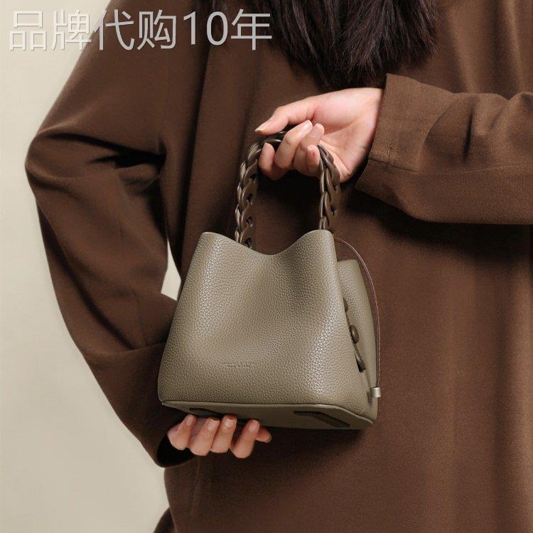 法国ZAMP水桶包包女士春夏百搭单肩斜挎包高级感通勤编织手提女包