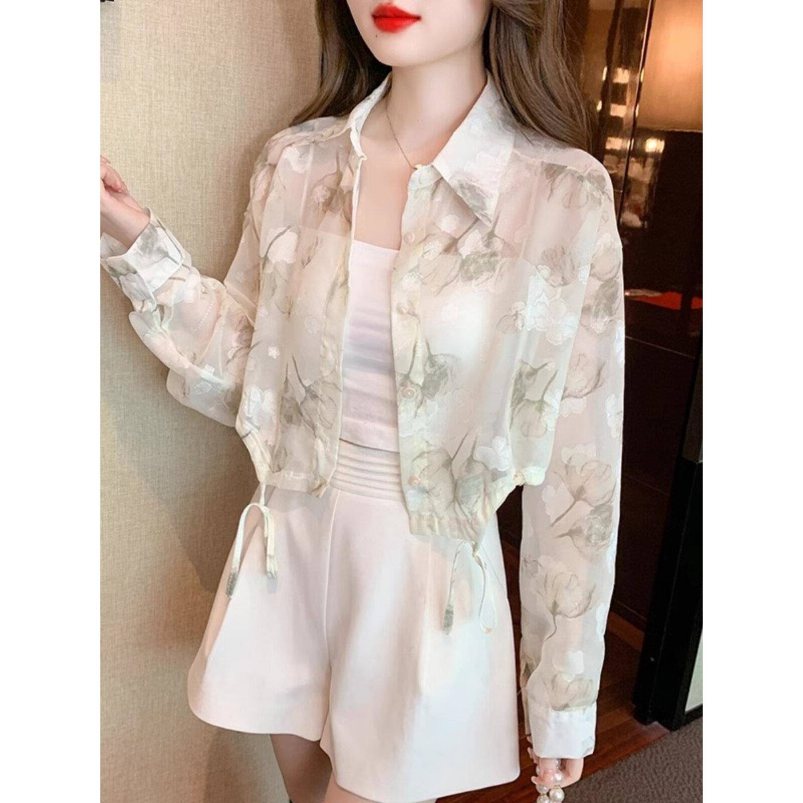 印花防晒衬衫女夏季薄款2025新款设计感小众宽松短款开衫上衣外套