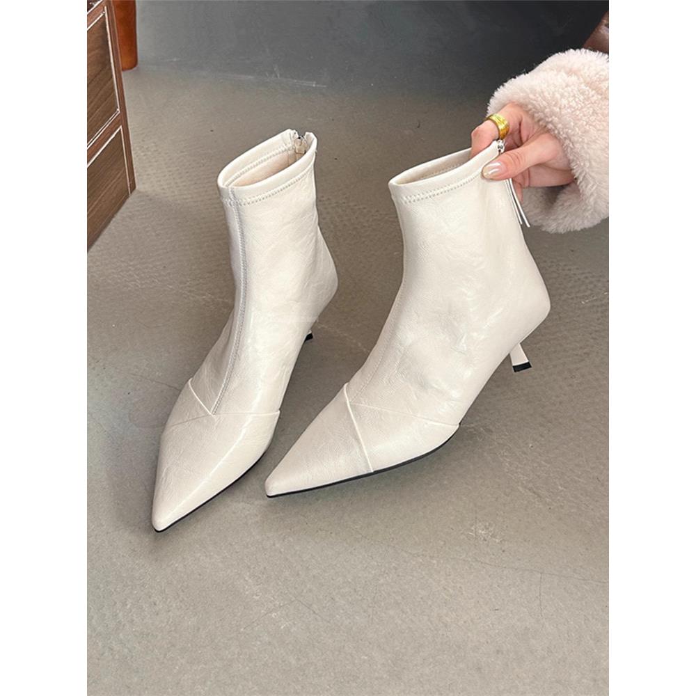 香港软皮白色高跟短靴女2025春秋新款细跟尖头百搭通勤法式瘦瘦靴