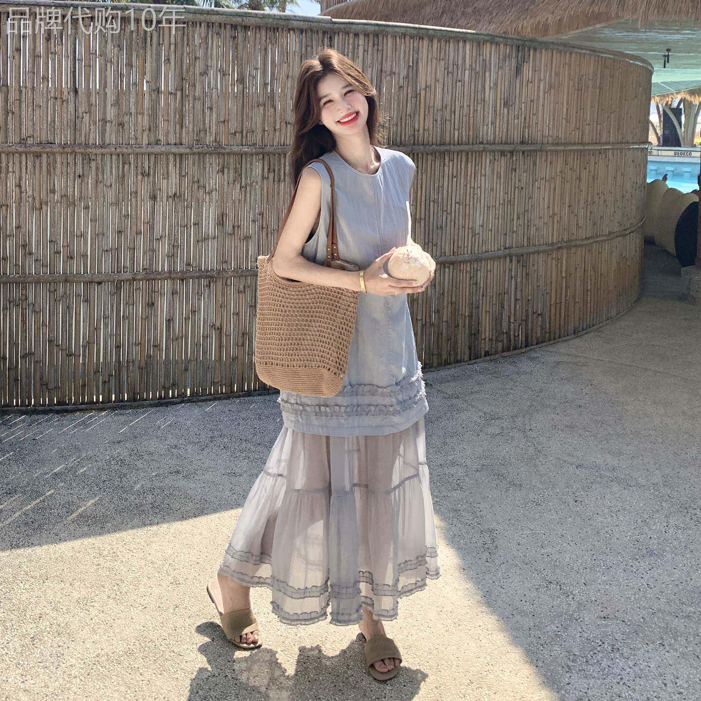 法式巨好看薄纱拼接无袖洋装女2026夏气质绝美度假风背心长裙子