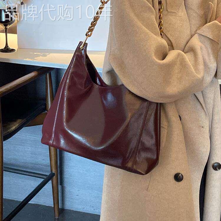 大容量通勤女包2026新款托特包春夏高级感小众复古斜挎单肩腋下包