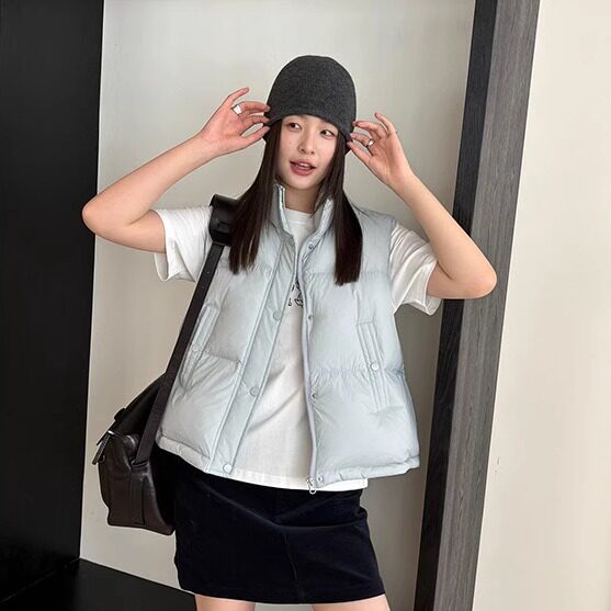 MAR  TG休闲蓬松无袖羽绒立领马甲女2025冬日叠穿外搭厚外套25825